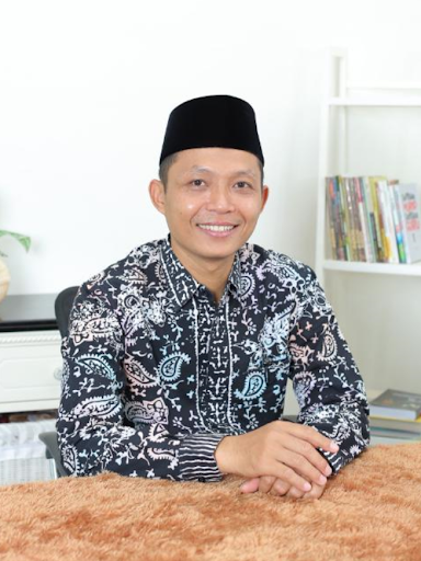 Muhammad Ishaq, S.Pd., M.Pd.I