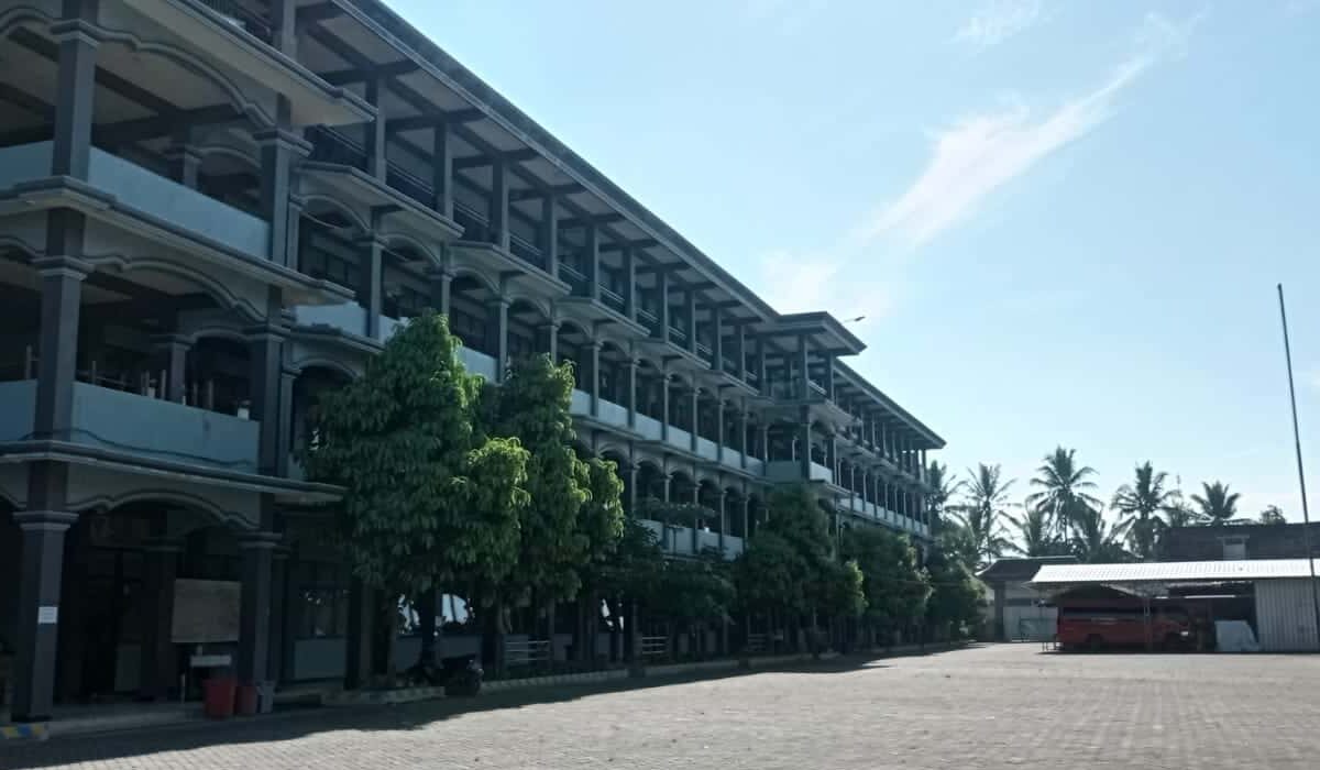 PENGUMUMAN PENETAPAN KELAS TAHFIDZ, SAINS DAN REGULER.