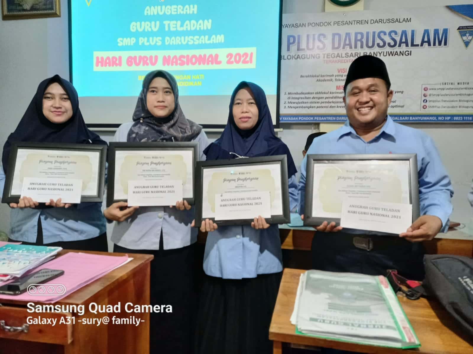 ANUGRAH GURU TELADAN