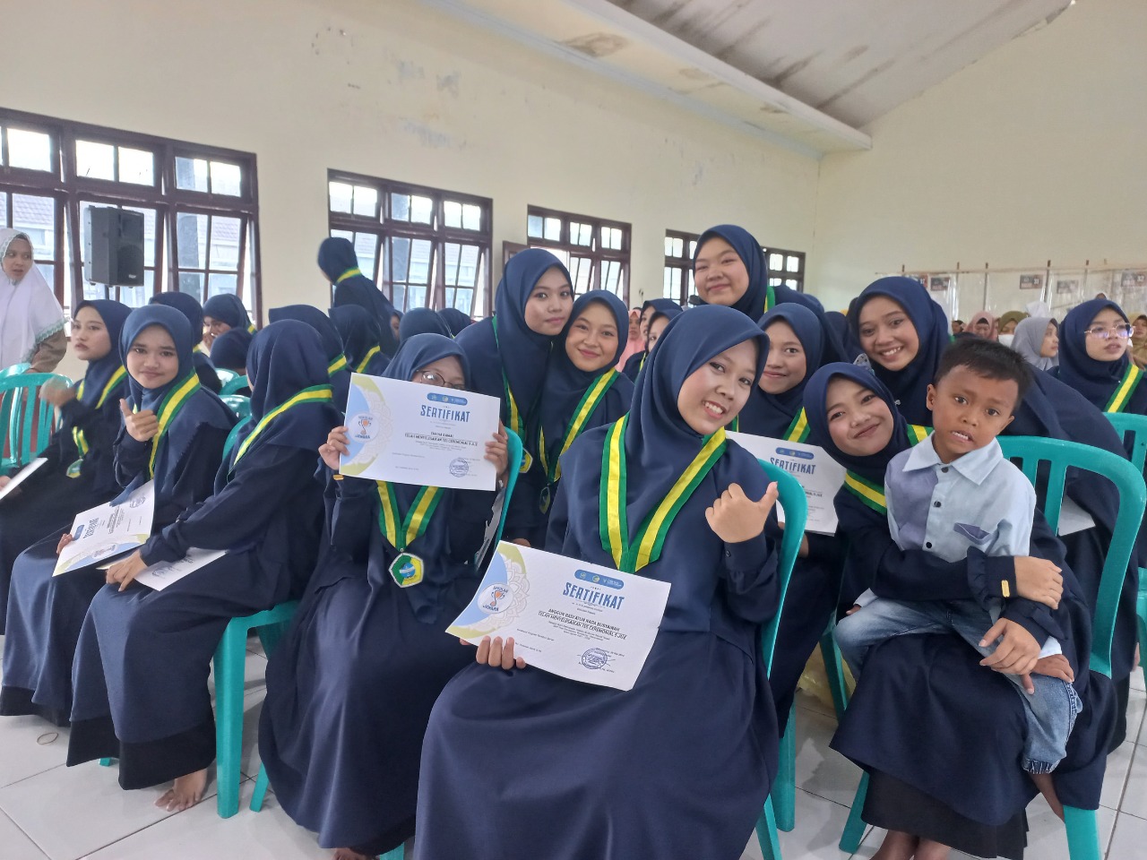 TASYAKUR PROGRAM KELAS UNGGULAN.