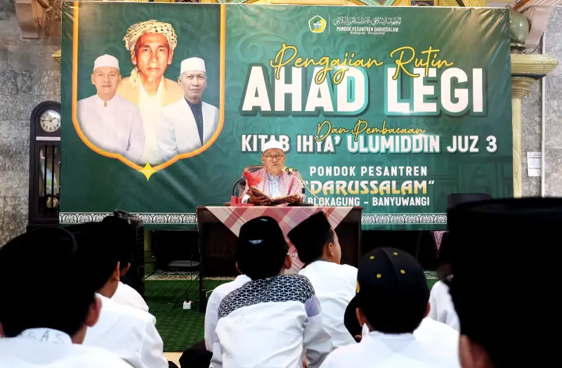 Pengajian Rutin Ahad Legi, Wujud Komitmen Keilmuan dan Spiritual di PP Darussalam Blokagung